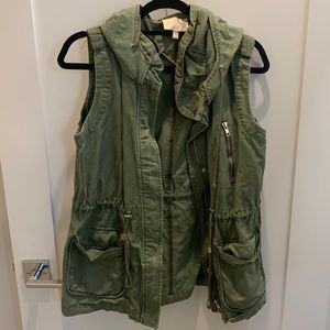 Skies Are Blue Utility Vest